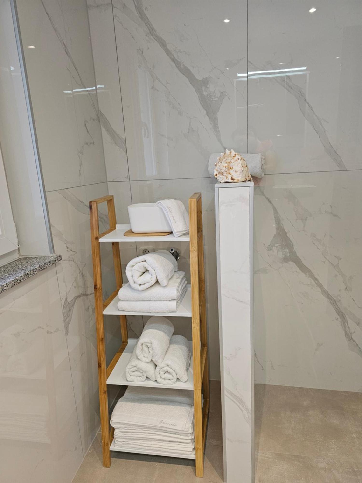 Appartment Jasmin ลีตเซิน ภายนอก รูปภาพ